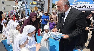 Canik'te Mezuniyet Sevinci