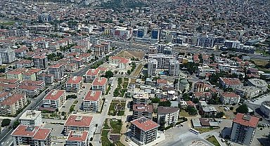 Çiğli'de Temizlik Çalışmaları Artarak Devam Ediyor