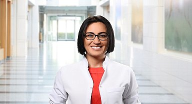 Cilt bakım hataları akneye yol açıyor