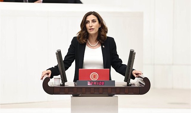 DEVA Partili Rızvanoğlu: Karaköy’de toplumsal tabakalar ikiye bölünmüş durumda
