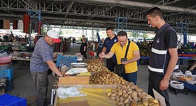 Edremit Belediyesi Zabıta Müdürlüğü denetimlerini aralıksız sürdürüyor