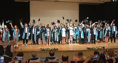 Egeli genç tasarımcılar sektöre uğurlandı