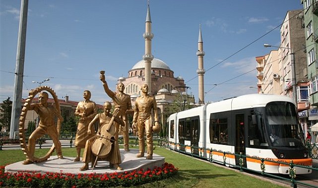 Eskişehir'de tramvayda yaz uygulaması başlıyor