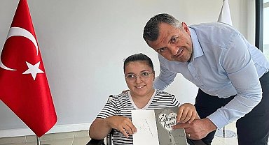 Göksu'dan Başkan Taşyasan'a anlamlı hediye