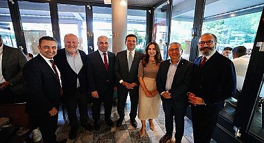 İBB Başkanı Ekrem İmamoğlu, Almanya'nın Düsseldorf kentinde, Avrupa Türk İş İnsanları ve Sanayicileri Derneği üyeleriyle bir araya geldi