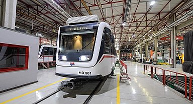 İşte İzmir Metrosu'nun 28'lik delikanlısı