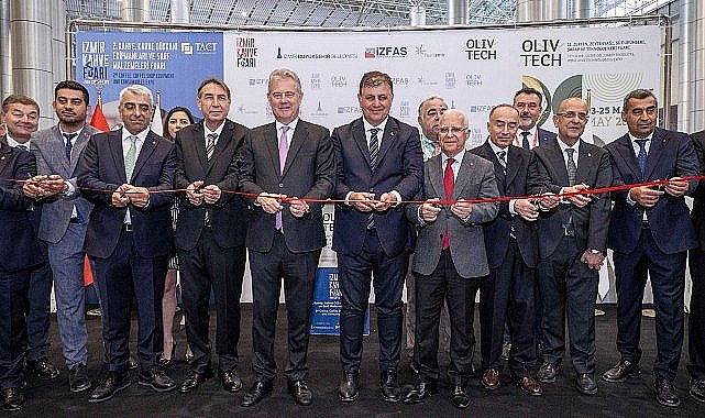 İzmir'de fuar bereketi Lezzet ve teknolojiyi buluşturan iki fuar 18 bin ziyaretçiyi ağırladı