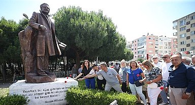 Karşıyaka, Nazım Hikmet'i unutmadı