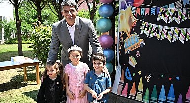 Kartepe Belediye Başkanı Av.M.Mustafa Kocaman, Rahmiye Mahallesi Kur'an-ı Kerim kursunda eğitim gören miniklerin mezuniyet törenine katıldı