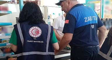 Kartepe Belediyesi Zabıta Müdürlüğü ekipleri Ticaret İl Müdürlüğü ile birlikte ilçe genelinde market denetimlerine devam ediyor.