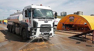 Keçiören Belediyesi'nin baştan aşağı yenilediği kurban satış alanı hem esnaftan hem de vatandaştan tam not aldı