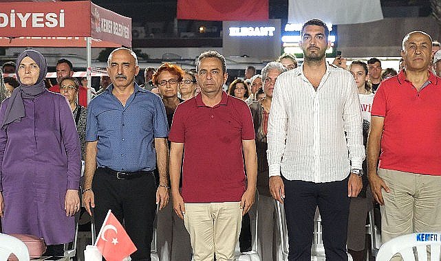 Kemer'de halk oyunları yarışması düzenlendi