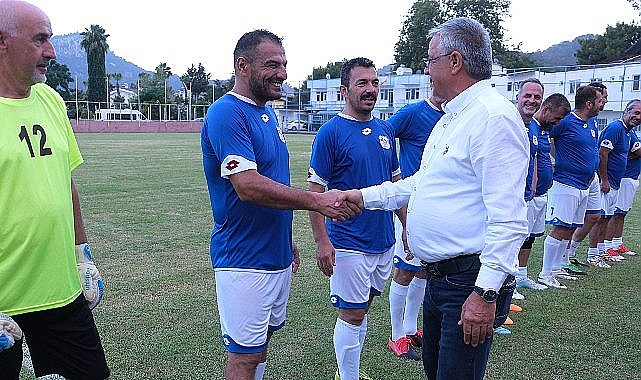 Kemer'de Masterler Futbol Turnuvası
