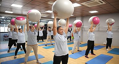 Konak'ta her yaşa ayrı bir spor etkinliği var 