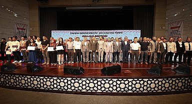 Konya Büyükşehir Çalışan Gençlik Meclisi Öğrenciler İçin Şed Kuşanma Töreni Düzenledi