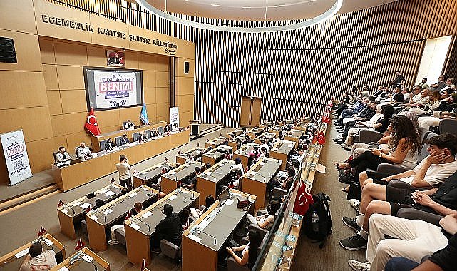 Küçükçekmece Belediyesi Gençlik Çalıştayı Düzenledi