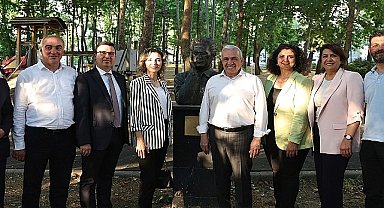 Nâzım Hikmet şiirleriyle andı