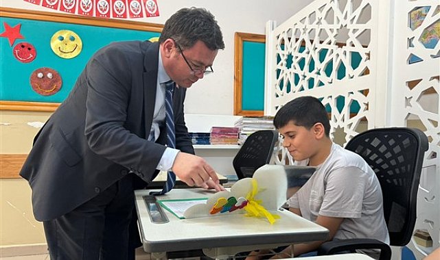 Osmangazi Belediye Başkanı Aydın, karne törenine katıldı