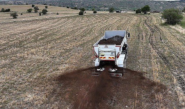Selçuklu Belediyesi, “Kamyon Üzeri Gübre Dağıtım Makinesi
