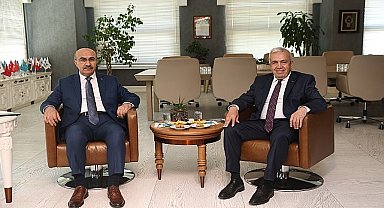 Vali Mahmut Demirtaş'tan Başkan Şadi Özdemir'e ziyaret