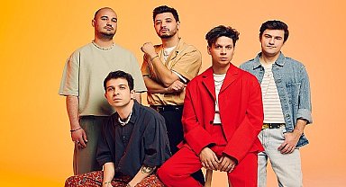 Yapı Kredi bomontiada “World Akustik