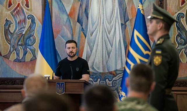 Zelenski, Ukrayna Güvenlik Servisi Özel Harekat Merkezi yıl dönümü etkinliğine katıldı