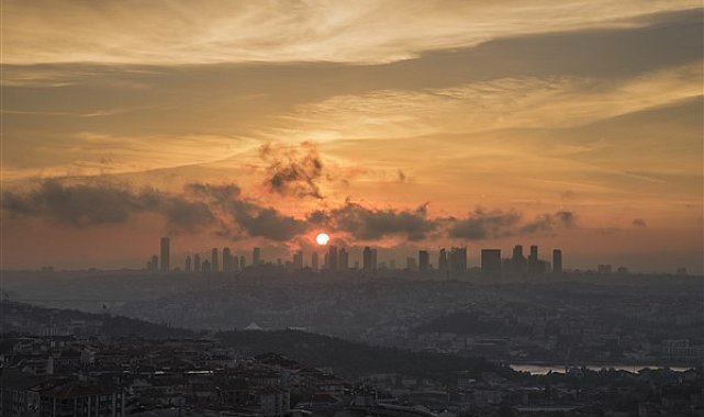 AKOM'dan uyarı: Afrika sıcakları devam ediyor