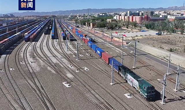 Alashankou sınır kapısından geçen Çin-Avrupa yük treni seferleri sayısı 4 bini aştı