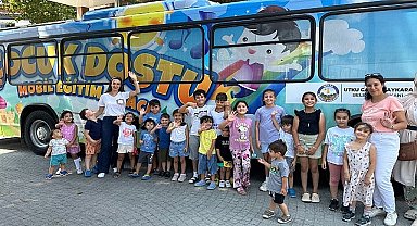 Avcılar Belediyesi'nden Çocuk Dostu Mobil Oyun Aracı