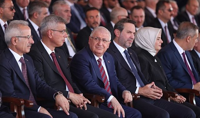 Bakanlar Bayraktar, Uraloğlu ve Göktaş, Barış ve Özgürlük Bayramı Resmi Töreni’ne katıldı