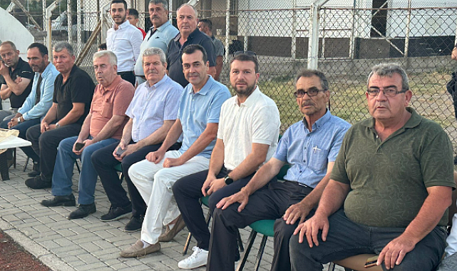 Balıkesir Büyükşehir Belediyesi'nden Mahalleler Arası Futbol Turnuvasına destek