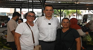 Başkan Abdullah Özyiğit, Aydınlıkevler'de semt pazarını gezdi