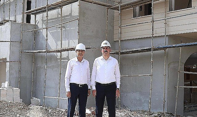 Başkan Altay: “Mimarisiyle Kadınhanı'na Değer Katacak Bir Eser Ortaya Çıkaracağız