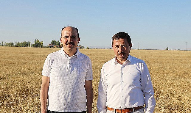 Başkan Altay: “Susuz Tarımla Yetiştirdiğimiz Yerli Buğdayın Hasadını Yaptık