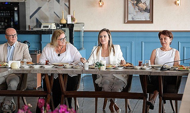 Başkan eşleri zirvesinde ilk gündem can dostlar