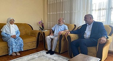 Başkan İbrahim Sandıkçı'dan Hacılara Ziyaret