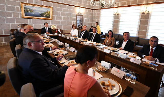 Başkan Ünlüce, TBB Encümen Toplantısı’na katıldı