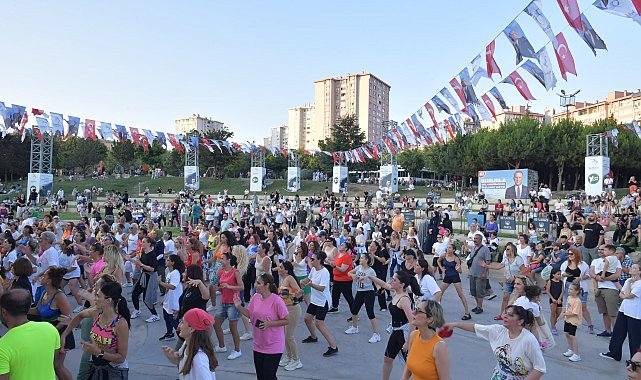 Beylikdüzü'nde Zumba Şenliği düzenledi