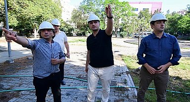 Bornova Belediyesi'nden moto kuryelere özel park alanı