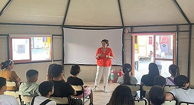 Borusan'dan Defne Kampüsü'nde depremden etkilenen çocuklar ve gençlerin kariyer yolculuklarına destek