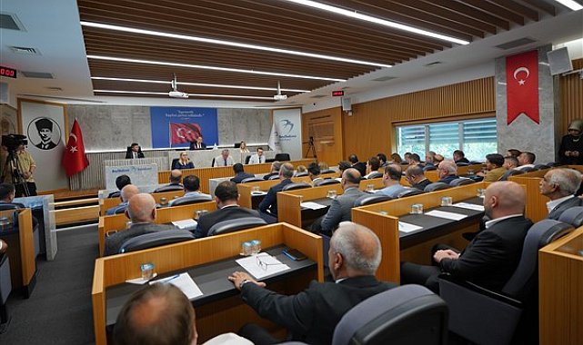 Çalık: Beslenme saati ile 450 bin paketi çocuklara ulaştırdık