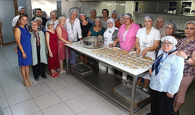 Çiğlili Kadınlar Aşure Atölyesinde Buluştu