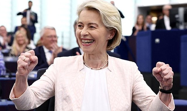 Çin Başbakanı Li'den AB Komisyonu Başkanı Ursula von der Leyen'e tebrik