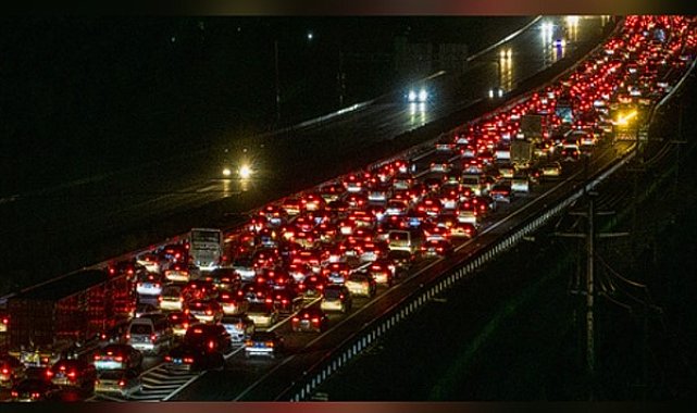 Çin yollarındaki motorlu araç sayısı 440 milyona çıktı