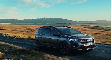 Dacia'nın tarihindeki ilk hibrit motora sahip olan ve merakla beklenen modeli “Jogger HYBRID 140