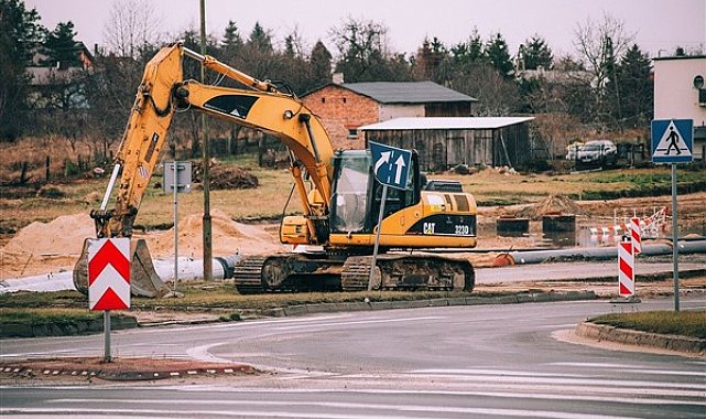 Eskişehir Büyükşehir Belediyesi, yol çalışması nedeniyle sürücüleri uyardı