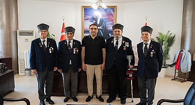 Gazilerden Yiğit'e duygulandıran ziyaret