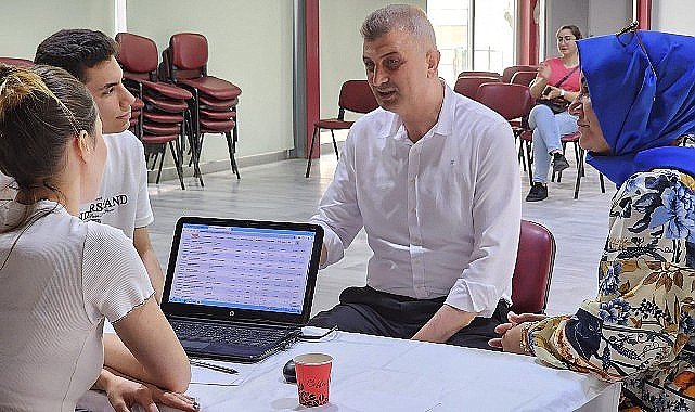 Gölcük Belediyesi Üniversite Tercih Merkezi 2 Ağustos'a Kadar Açık Olacak