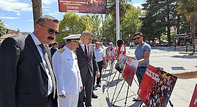 Gölcük'te 15 Temmuz Şehitleri Anma, Demokrasi ve Milli Birlik Günü törenleri, Şehitler Mezarlığı'nda şehitlerin kabirleri başında edilen dualar ile başladı