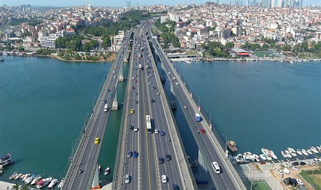 Haliç Köprüsü metrobüs yolu yenileniyor